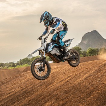 cf-moto XC-5E